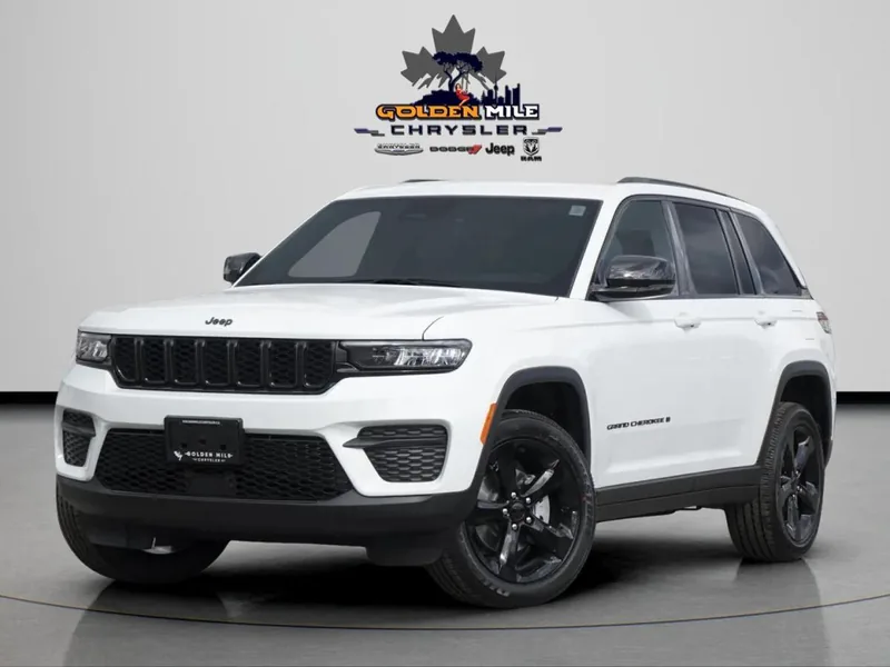 2025 Jeep Grand Cherokee Altitude 4x4 DEMO